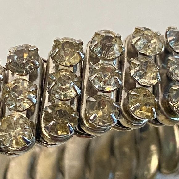 Vintage Bracelet Clear Rhinestones Pave' Stretch - Picture 5 of 8